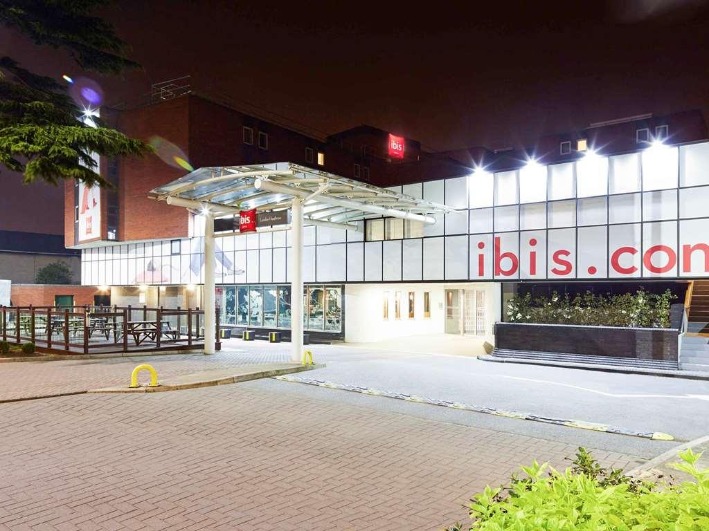 Hotel Ibis London Heathrow Airport Hillingdon Esterno foto