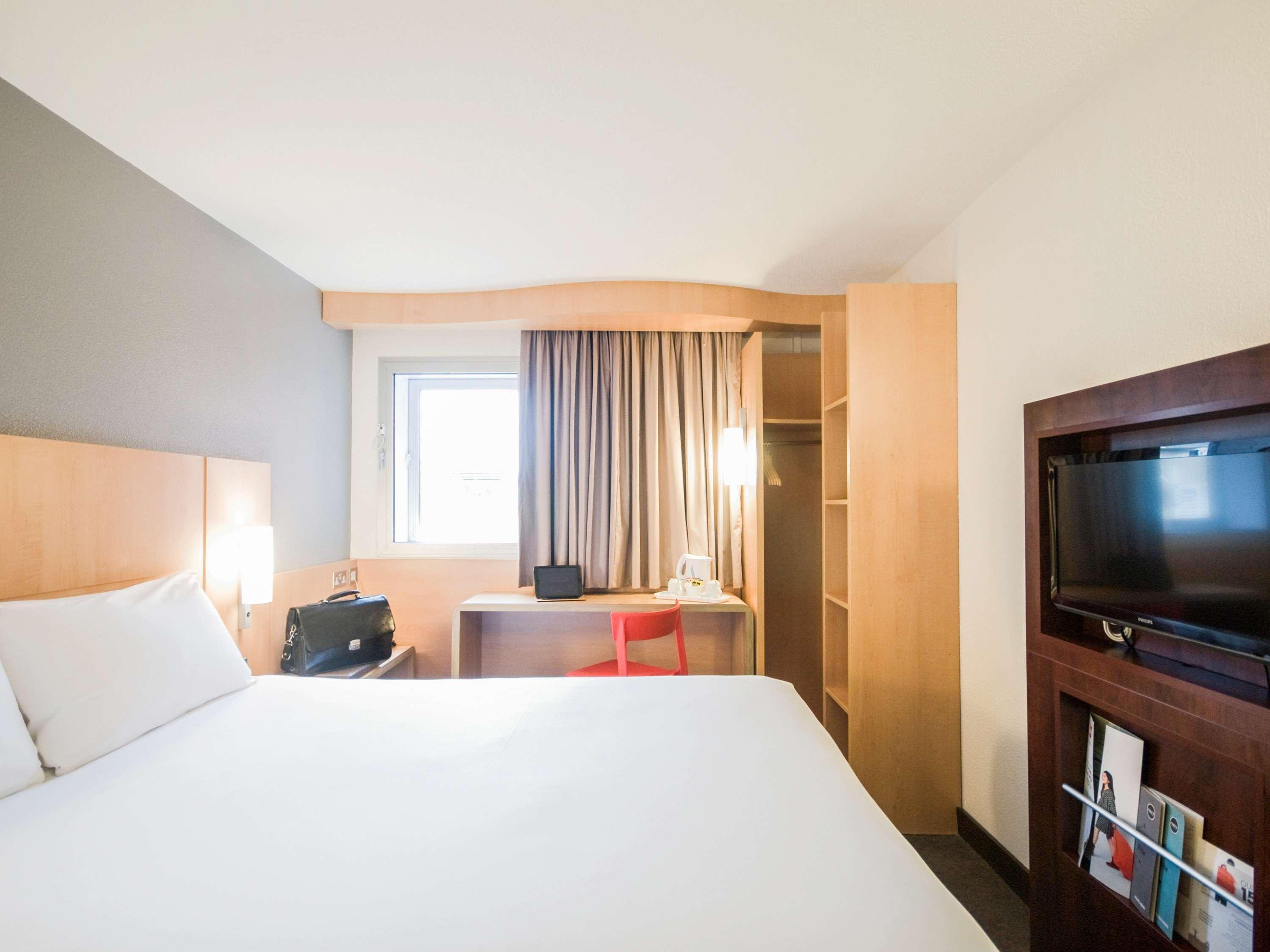 Hotel Ibis London Heathrow Airport Hillingdon Esterno foto