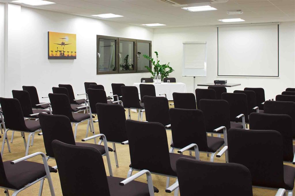 Hotel Ibis London Heathrow Airport Hillingdon Esterno foto